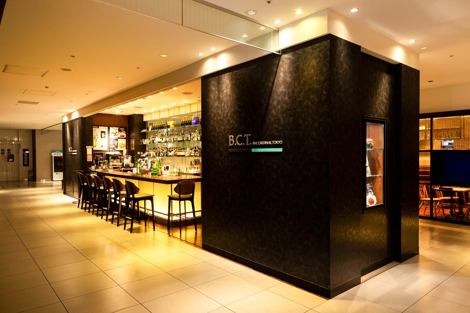 B.C.T. BAR CARDINAL TOKYO